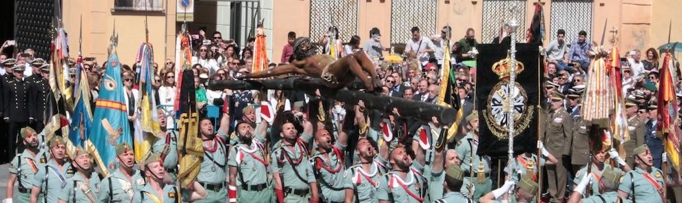 Jueves Santo de 2016 | Desembarco de la Legión y traslado de Mena