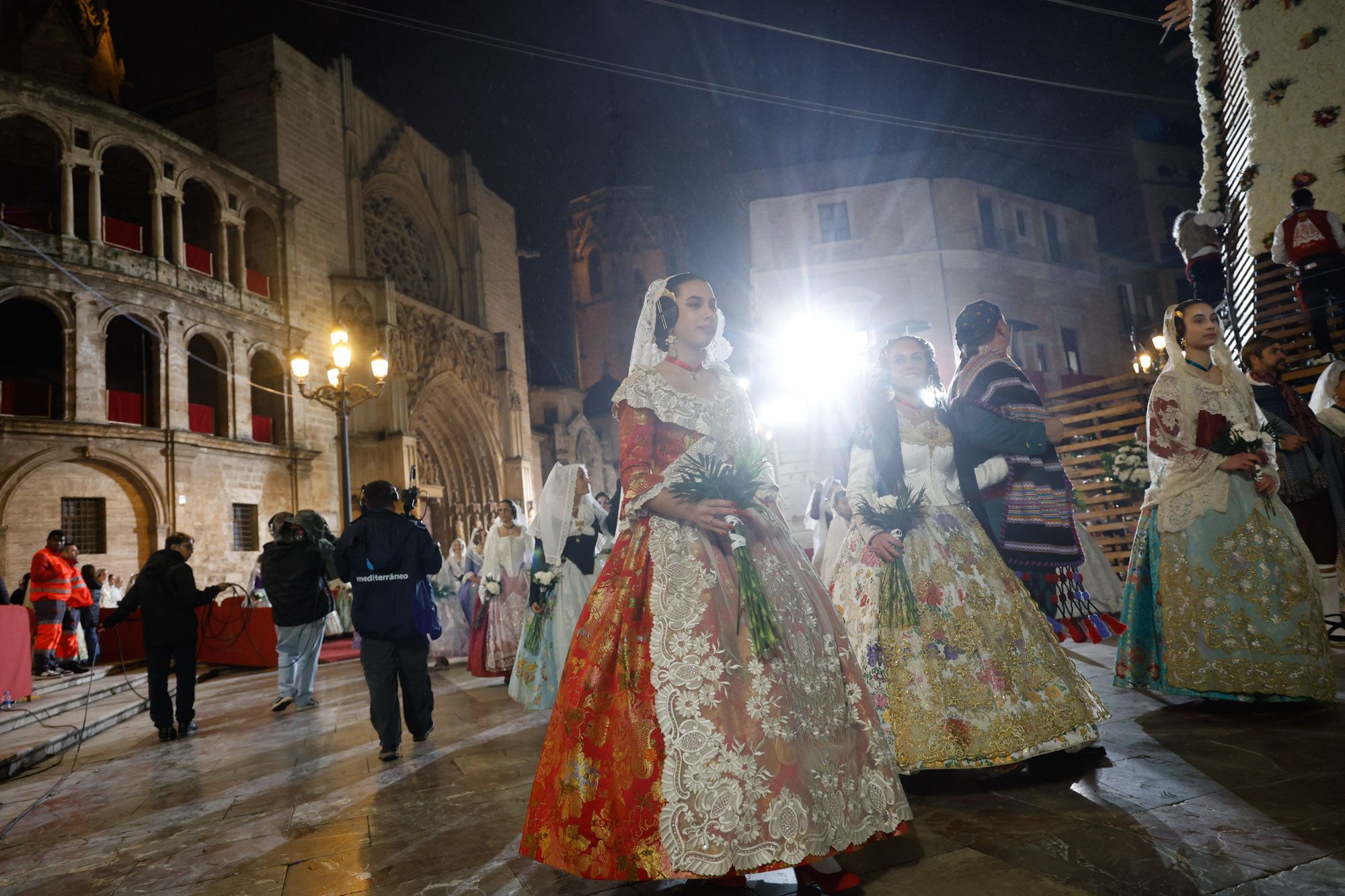 Todas las fotos de la Ofrenda del 17 de marzo por la calle de la Paz de 21:00 a 22:00 horas