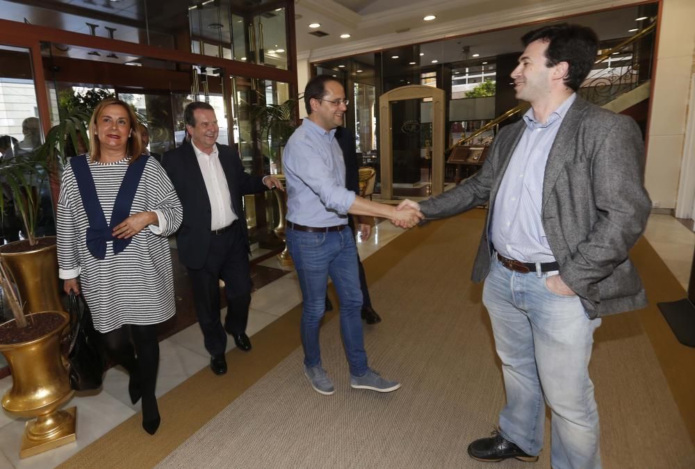 Luena visita el PSdeG en Vigo
