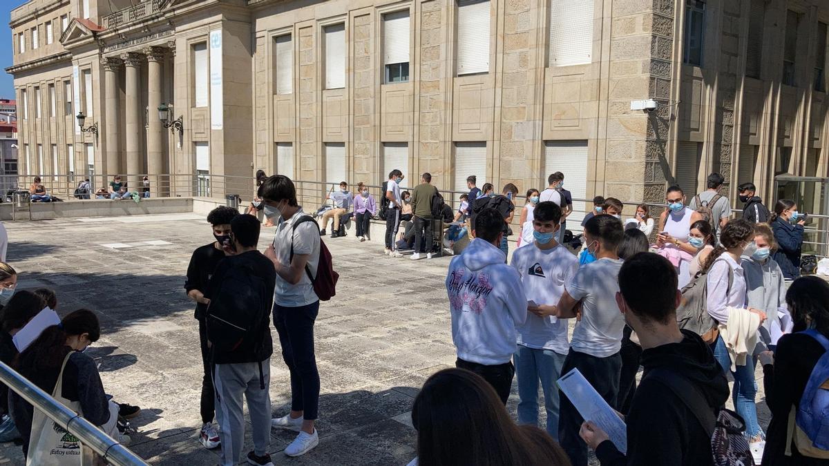 Los jóvenes gallegos deciden su futuro en la Selectividad