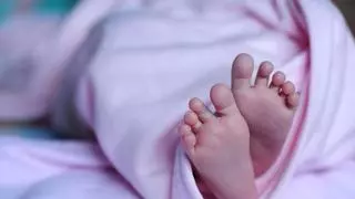 ¿Tienes hijos menores de 18 años? Así funcionará la nueva ayuda de 200 euros al mes que negocia el Gobierno