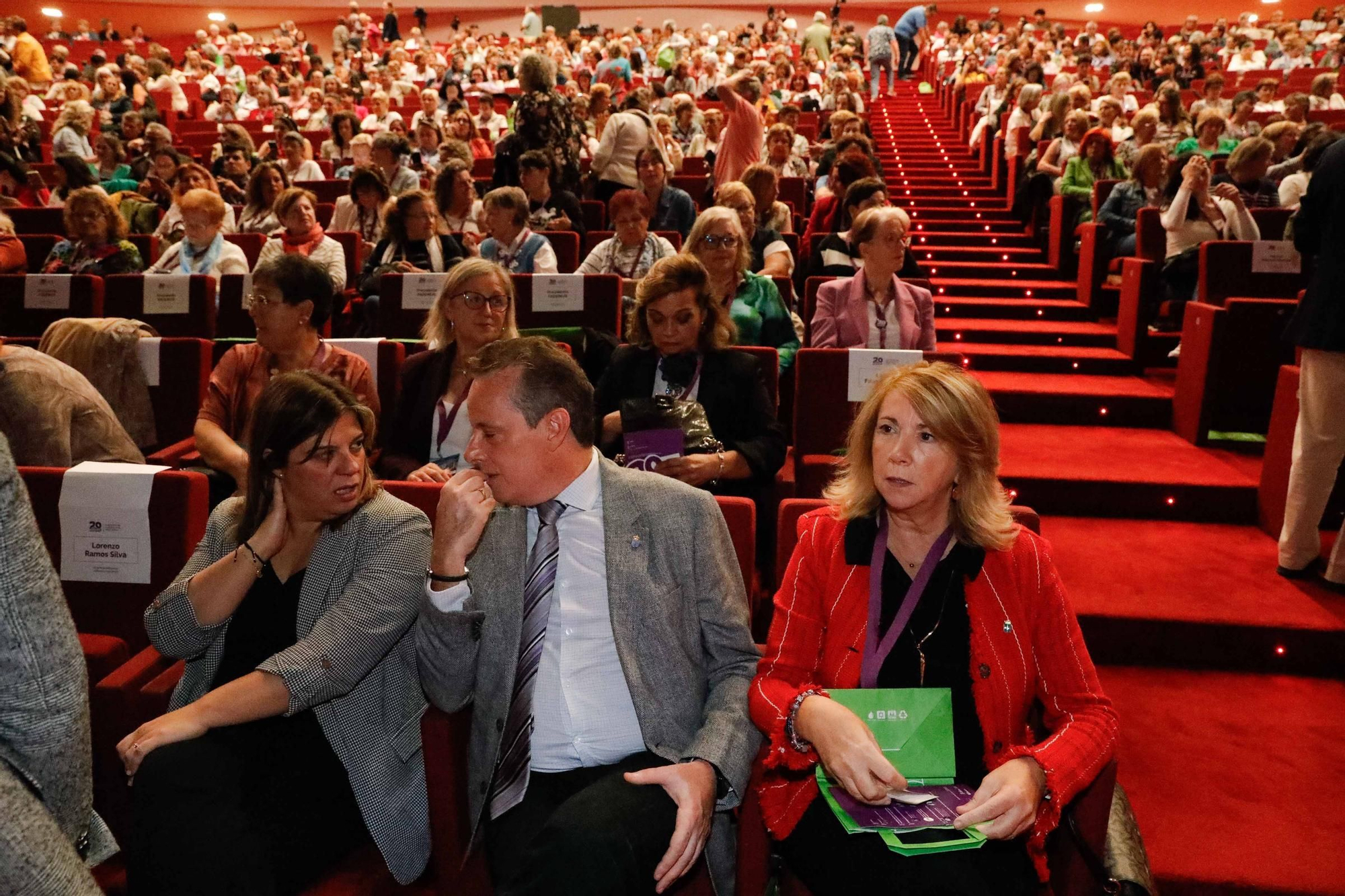 La Federación de Asociaciones de Mujeres Rurales celebra su 20º aniversario en el Centro Niemeyer.