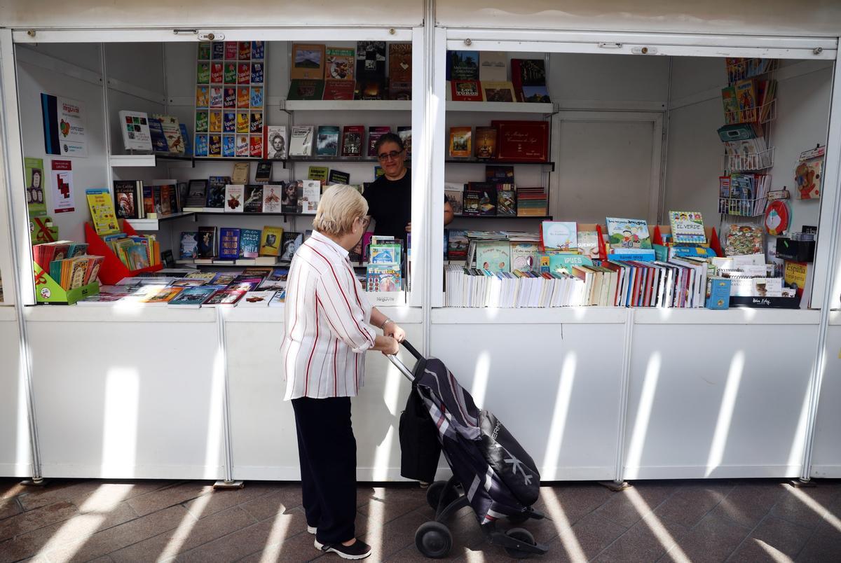 Inaugurada del Feria del Libro de Málaga 2023 en la plaza de La Marina