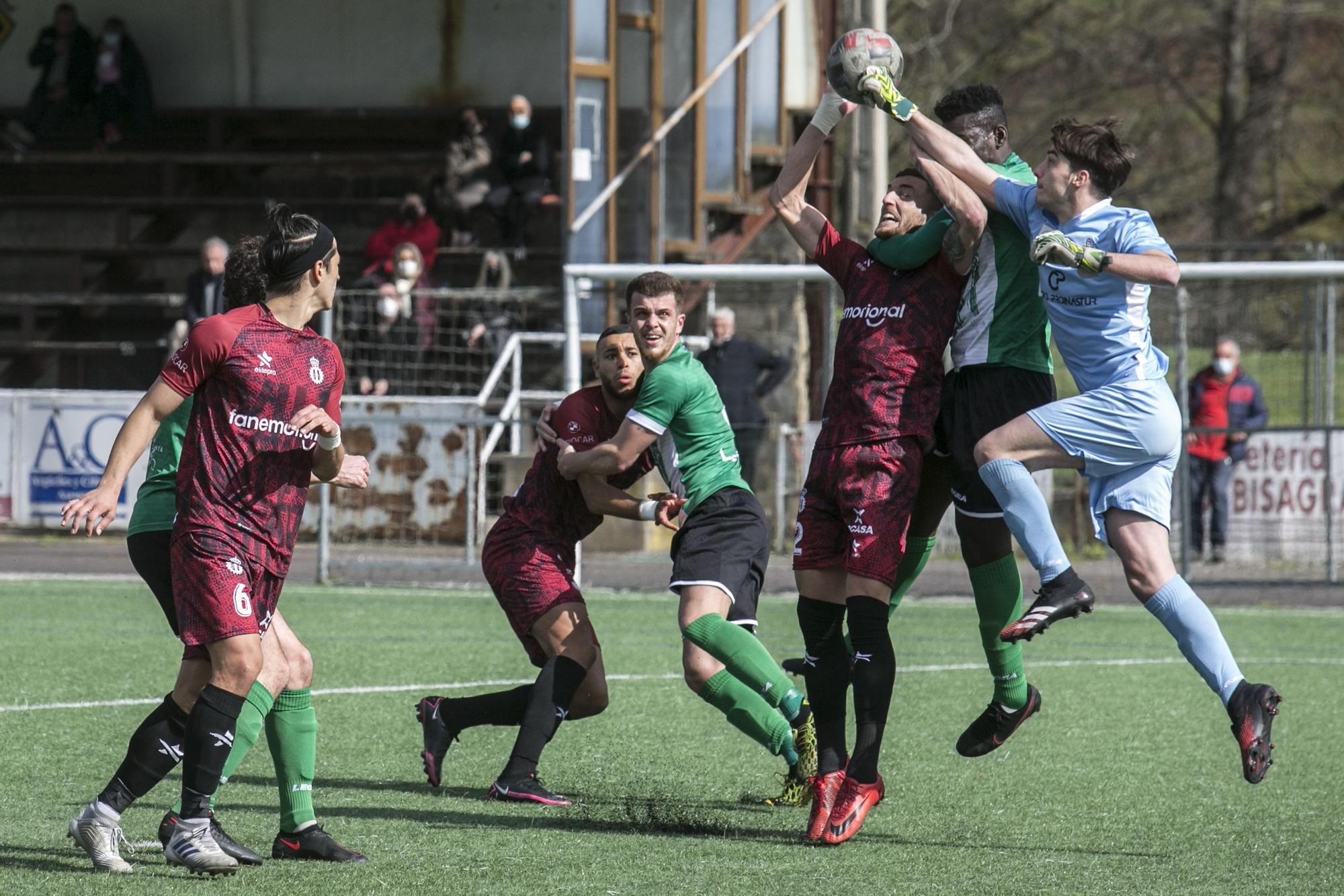 Las fotos de la jornada en Tercera División