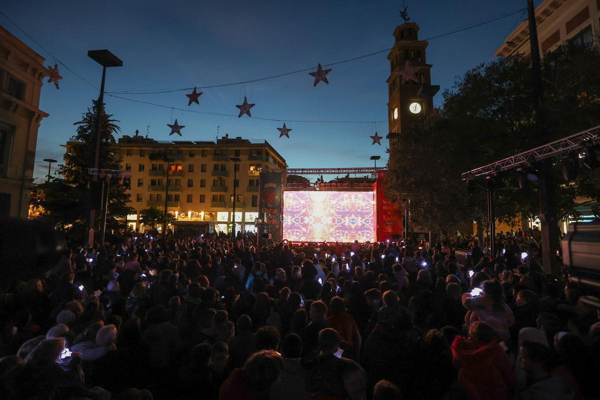 LHospitalet enciende las luces de Navidad