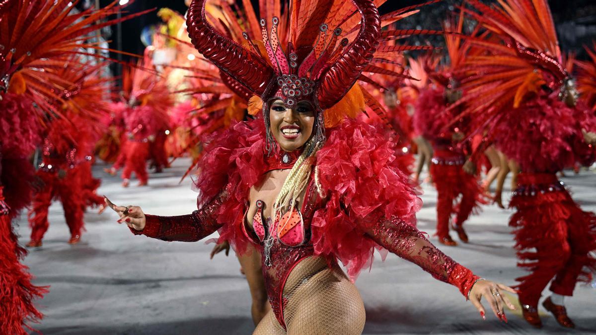 TOPSHOT-BRAZIL-RIO-CARNIVAL-IMPERATRIZ