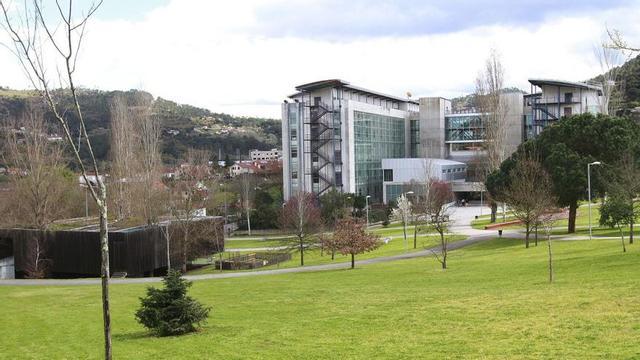 El terreno en el que se construirá el nuevo edificio es el único que quedaba disponible en el campus.