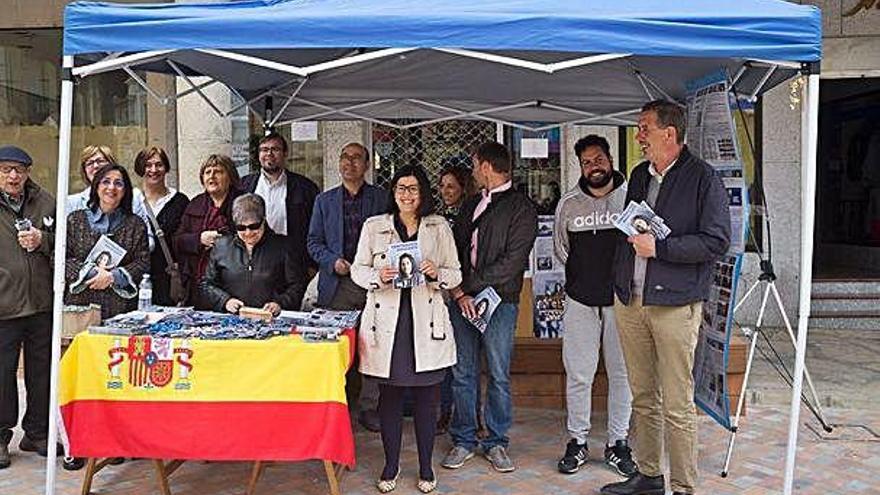 Beatriz Asensio y su candidatura, ayer en Santa María.