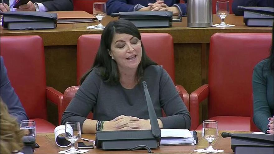 Batet expulsa una diputada de Vox: «Això no és un circ, és el Congrés dels Diputats»