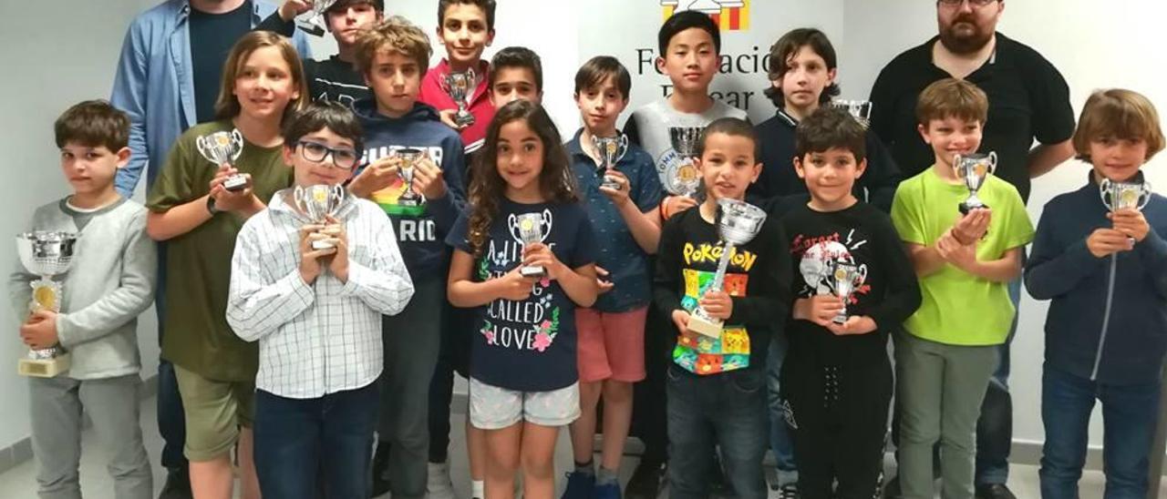 Premiados en el torneo de categoría sub-12.