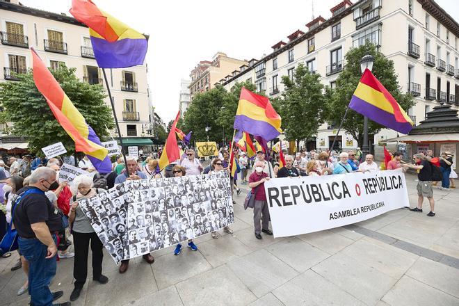 El legado de la República se diluye 90 años después entre una escasa oferta electoral y una monarquía asentada