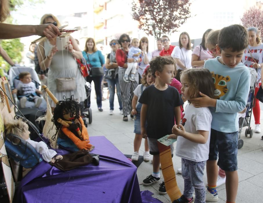 El Festival de Títeres abarrota Redondela de teatro y diversión