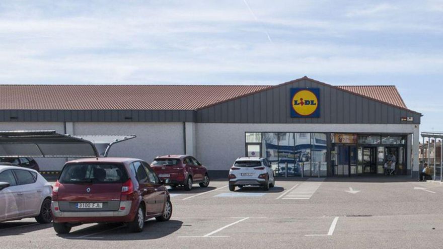 Dos trabajadoras &quot;se la juegan&quot; y rescatan un &quot;botín&quot; de jamón ibérico robado en un supermercado de Benavente