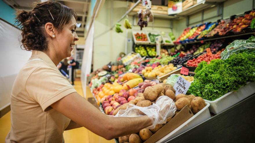 Casi dos de cada diez canarios tiran a la basura alimentos en buen estado