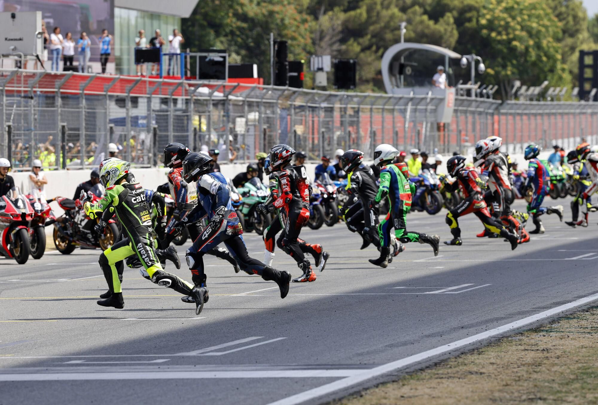 Imatges de les 24 hores de Montmeló de motociclisme 2025