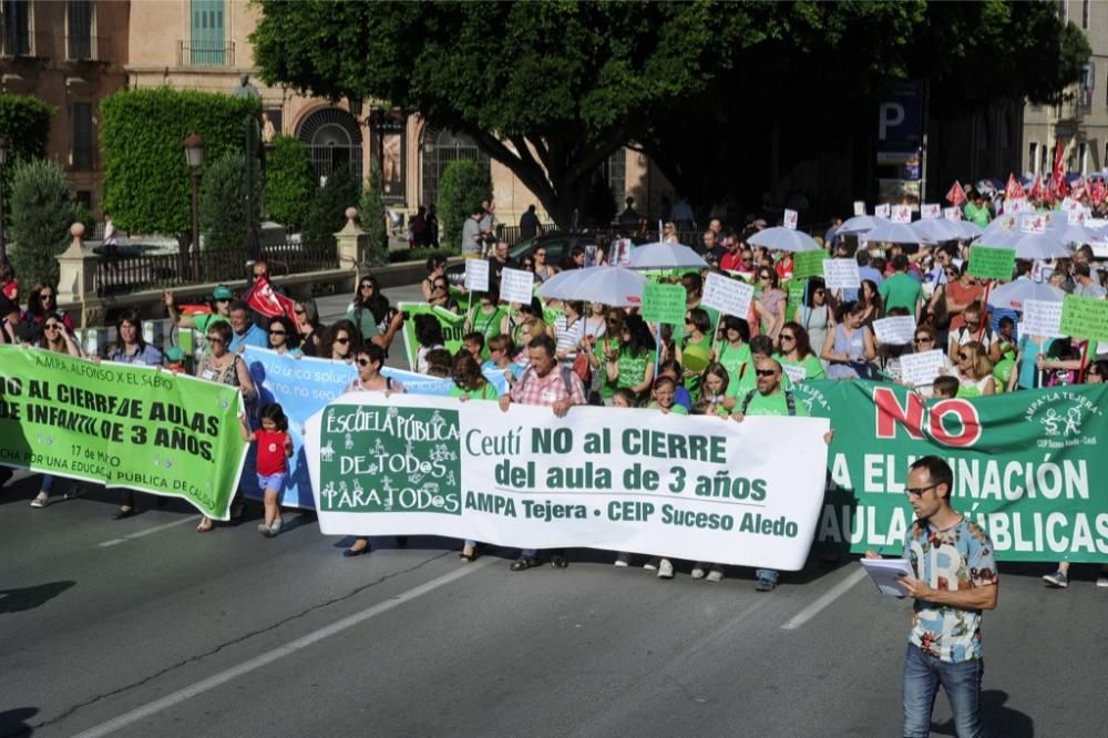 La protesta de educación en Murcia, en imágenes