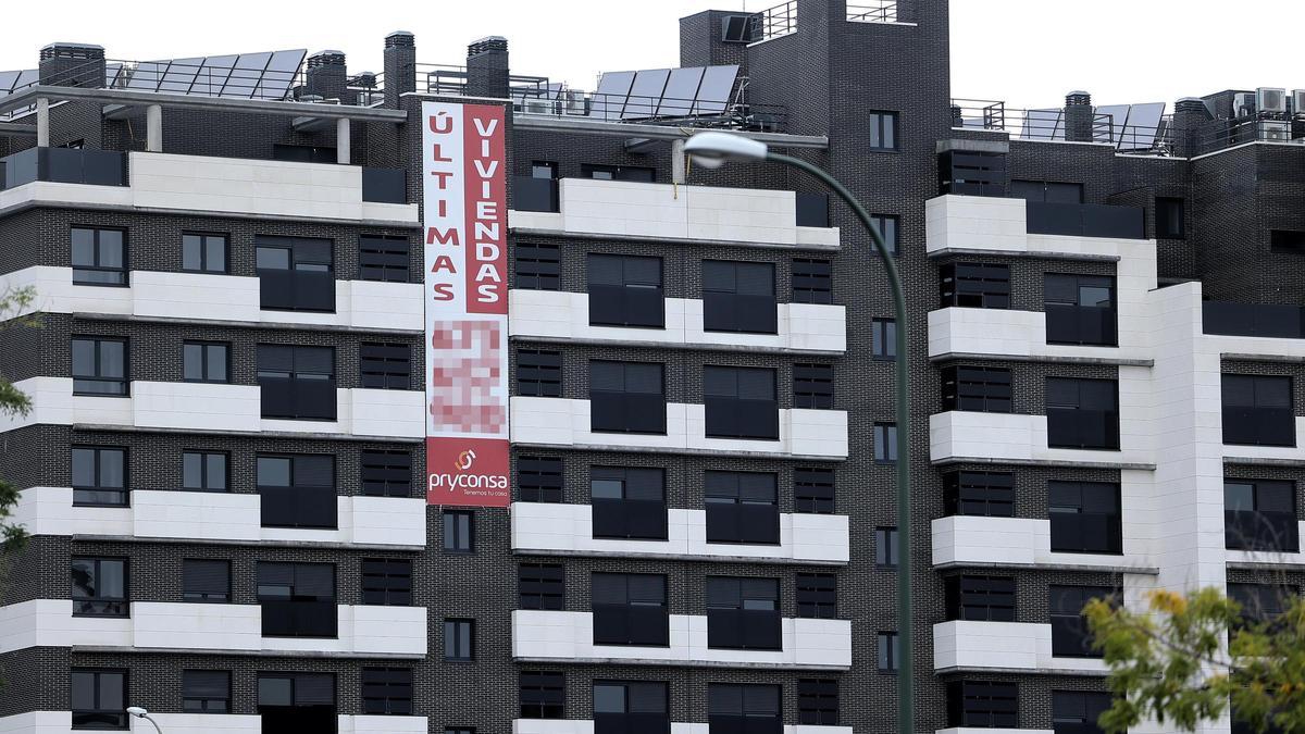 Bloque de viviendas en Canarias