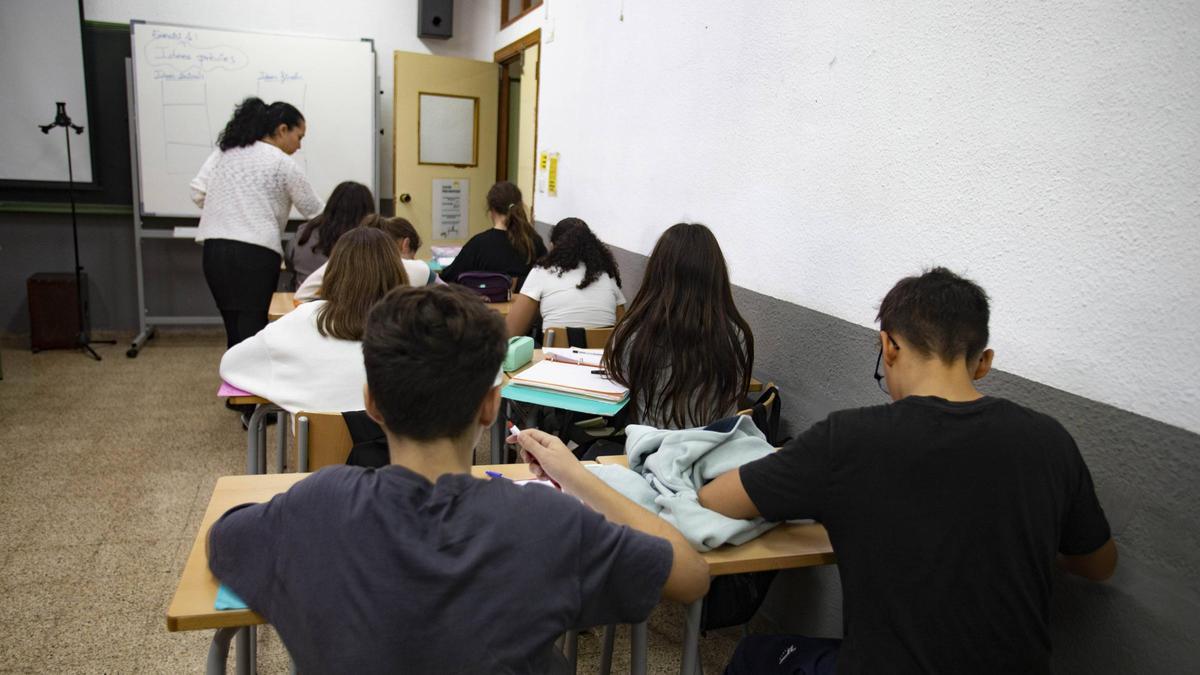 Alumnos del instituto José María Parra, durante una clase.