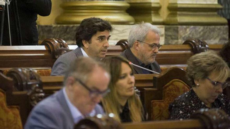 Martín Fernández Prado (PP), que defendió en el pleno el anuncio de Feijóo sobre el puerto.