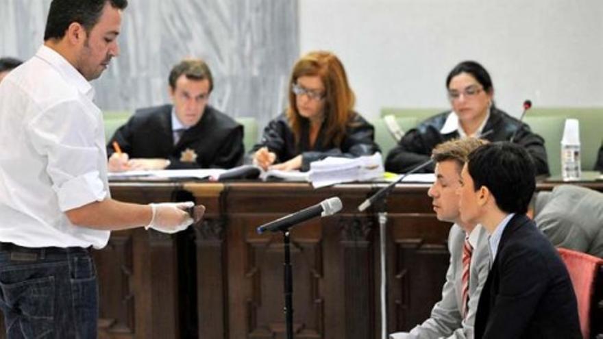 El presunto asesino de Hoya de la Plata actuó &quot;de forma rápida, sorpresiva y con gran violencia&quot;