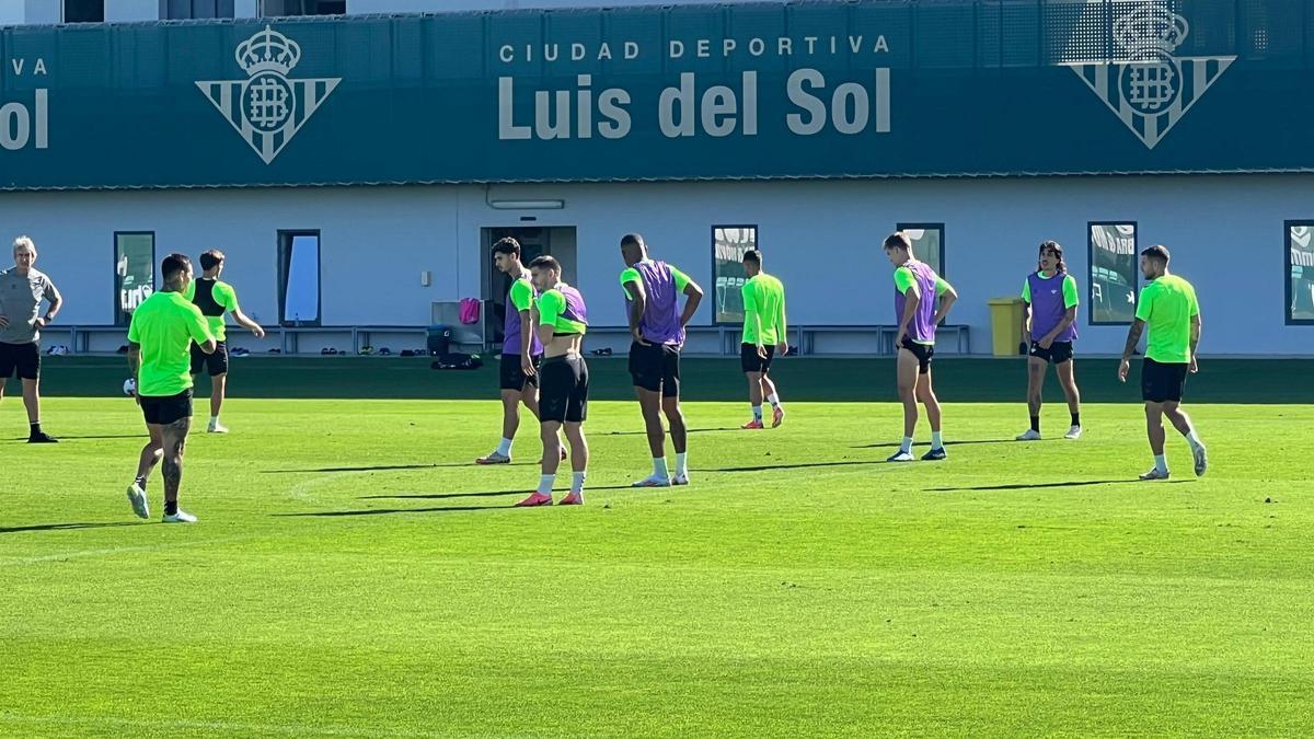 Natan en su primer entrenamiento como jugador del Betis