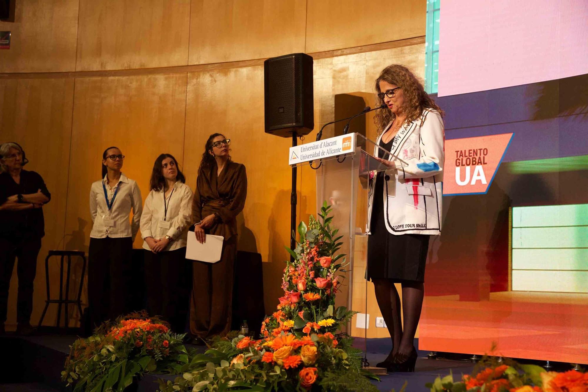 IV edición de la gala "Alumni UA" 2025 en la Universidad de Alicante