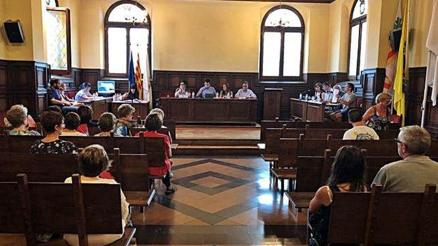 Ple d&#039;aprovació del nou cartipàs de l&#039;Ajuntament de Cardona