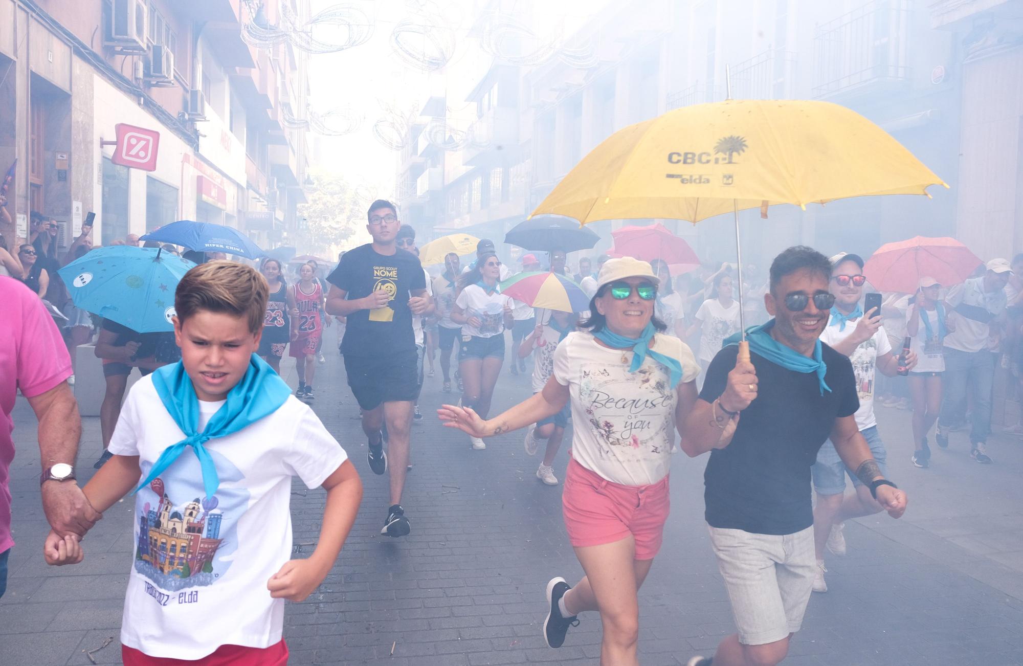 Así ha sido el "Correr la traca" y la suelta de globos de las Fiestas Mayores de Elda