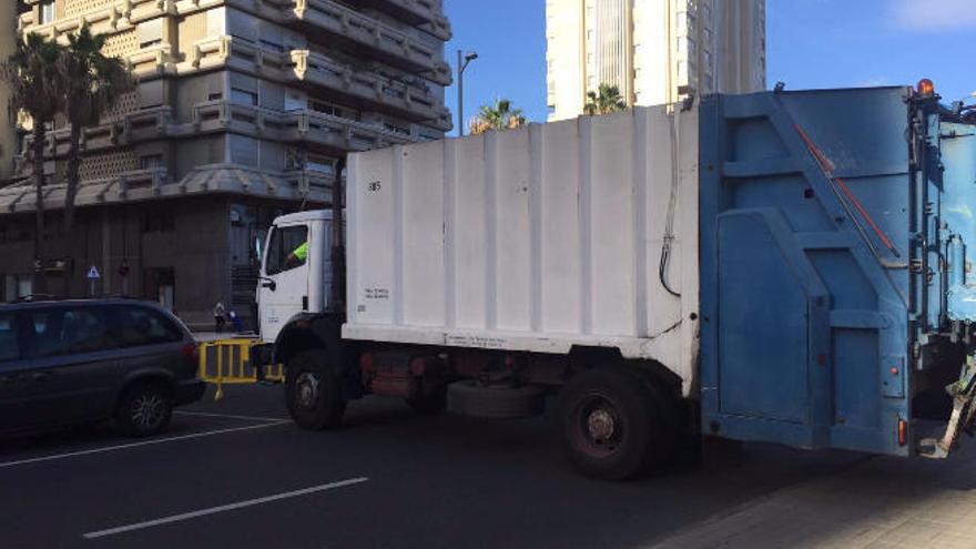 El camión de basura, barrera de seguridad