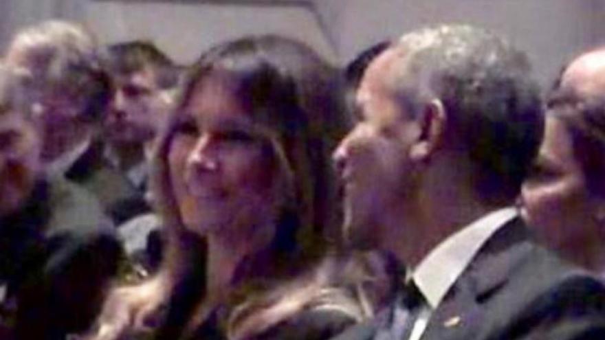 Obama hace reír a Melania Trump y se lía en Twitter