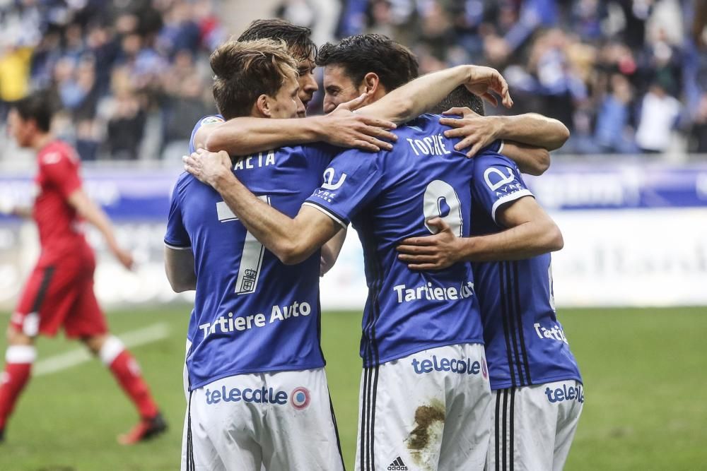 El partido entre el Langreo y el Oviedo B, en imágenes