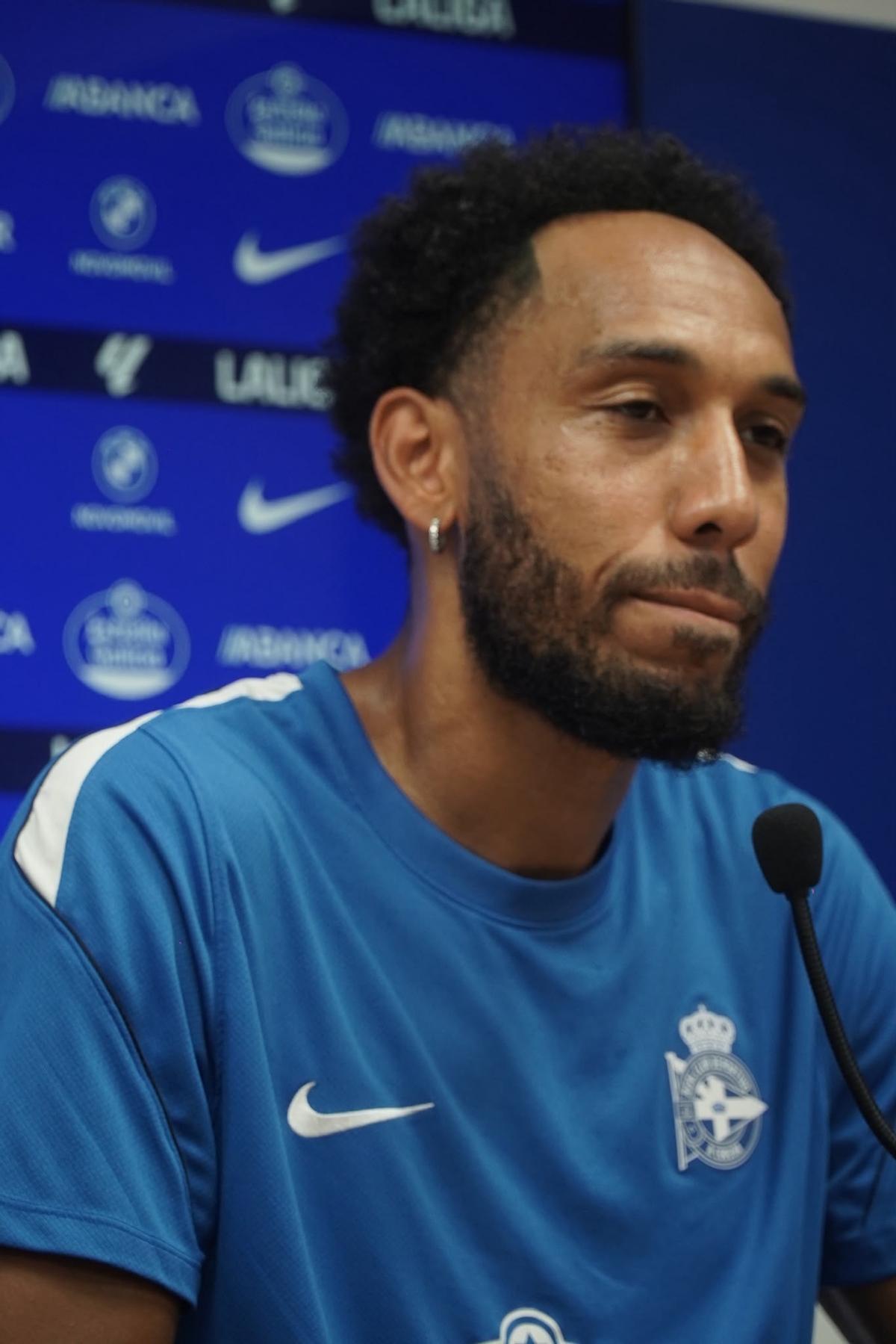 El Deportivo presenta a Aubameyang