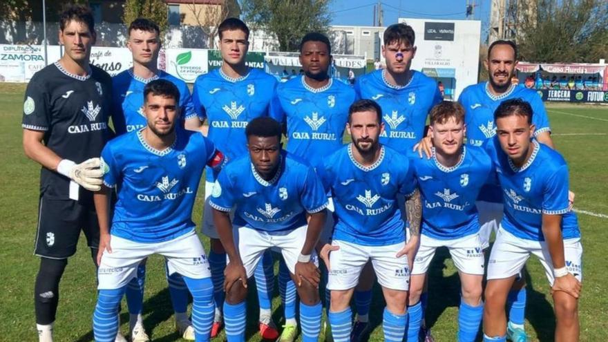 Un equipo inicial del CD Villaralbo. | CDV