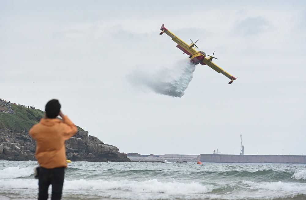 El Festival Aéreo de Gijón, en imágenes