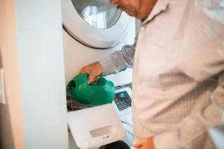 Así es como puedes desinfectar la lavadora por completo con vinagre