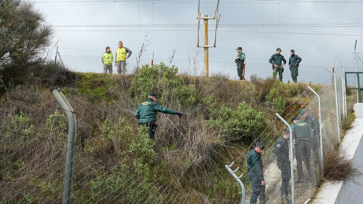 Agentes de la Guardia Civil durante un dispositivo de búsqueda.