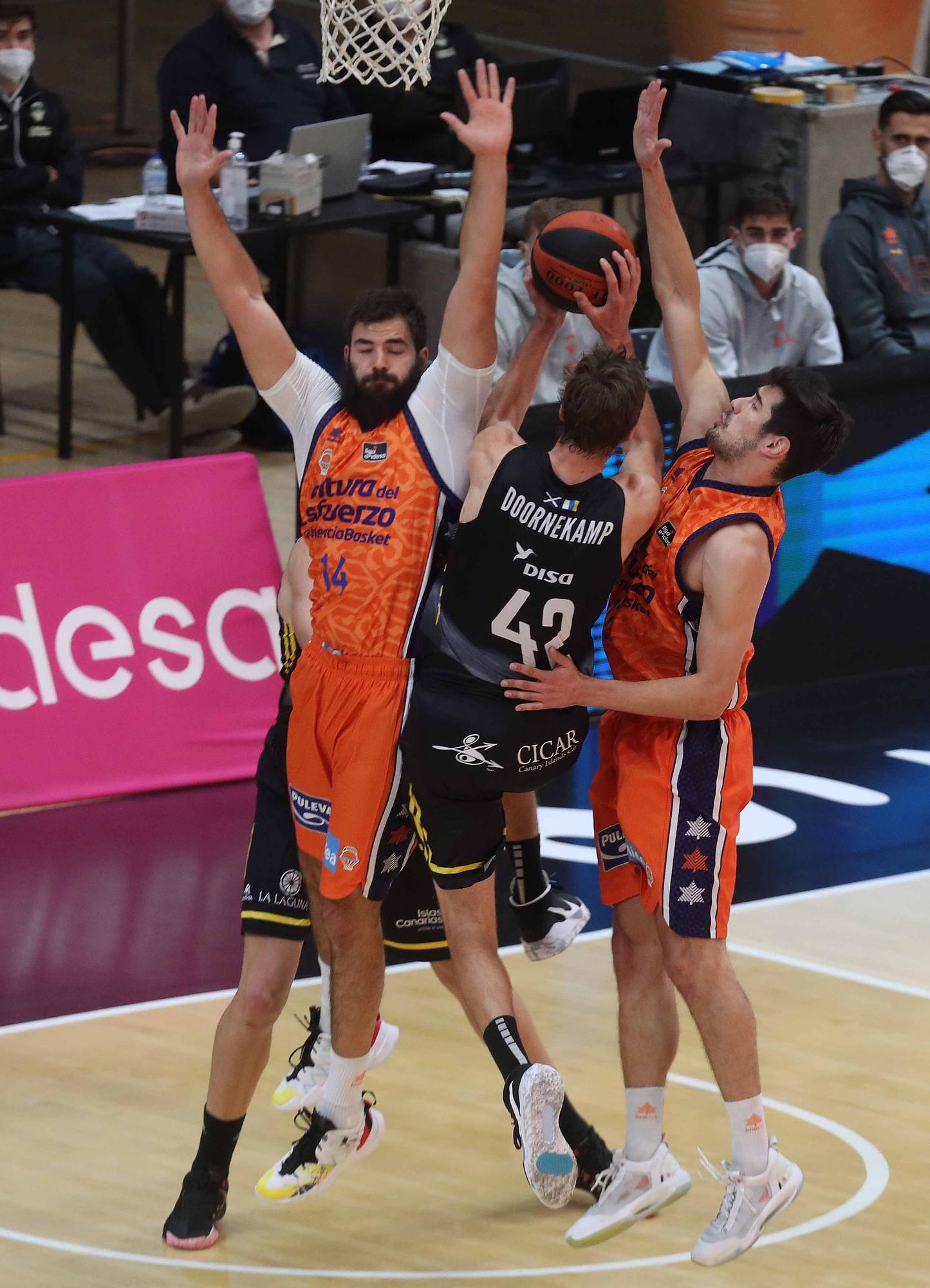 Valencia Basket - Iberostar Tenerife (89-95)