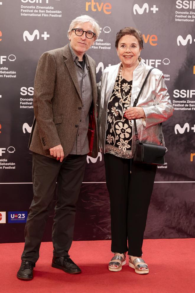 Mónica Randall y el director Fernando Trueba en el Festival de San Sebastián 2023