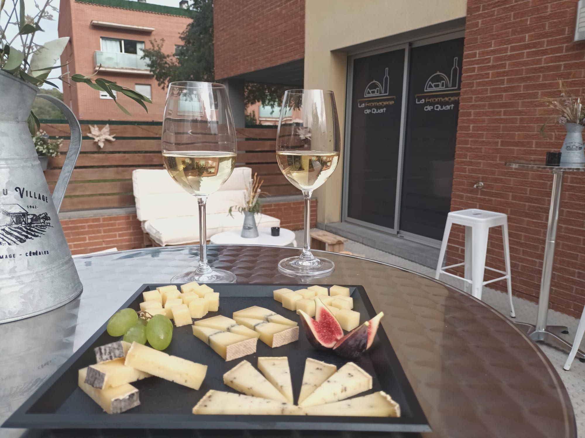 La terrassa de La Fromagerie de Quart