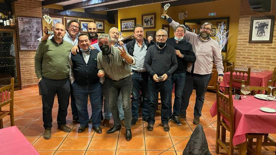 Jubilación de Miguel Casado, del bar Ycholis de Villalpando