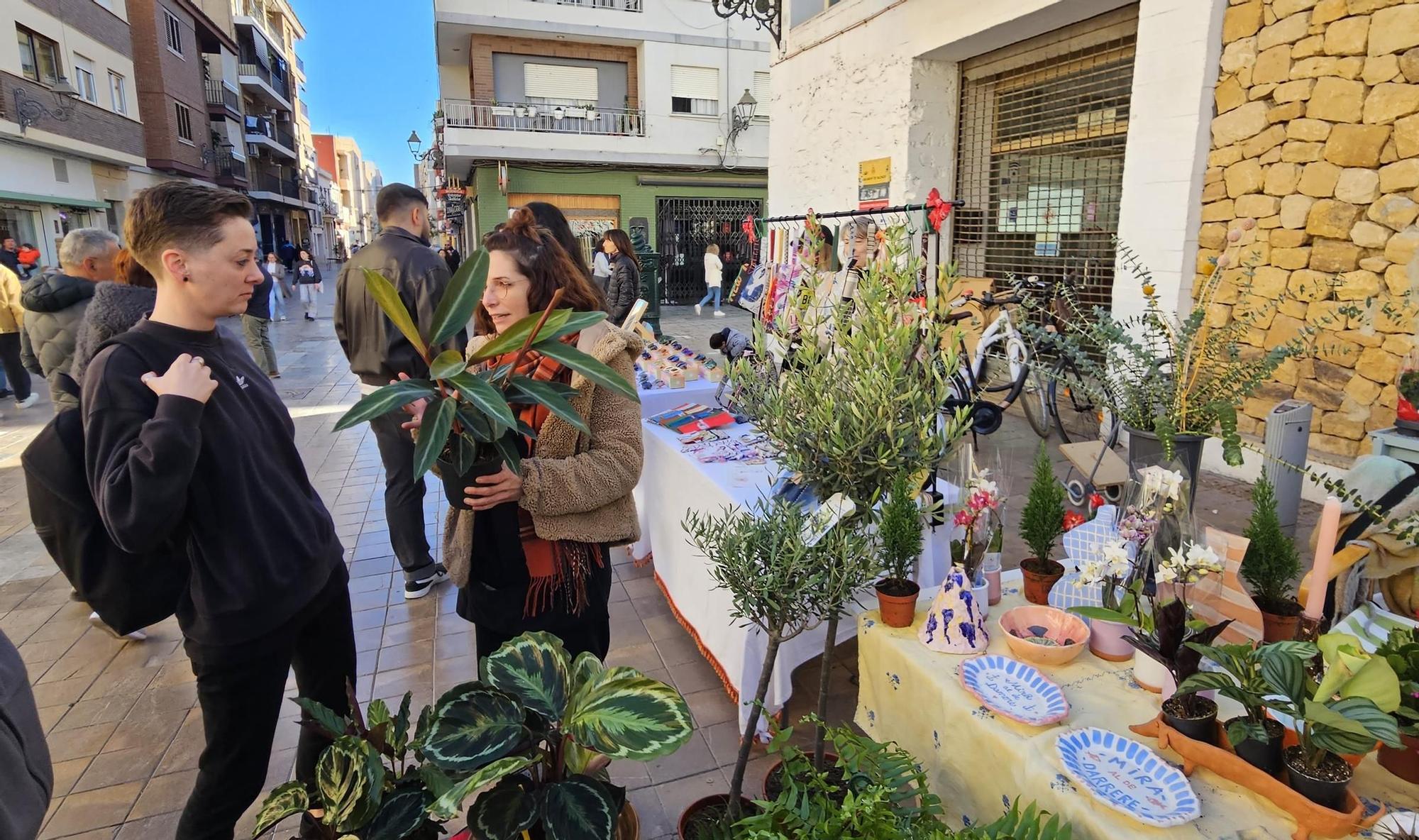 Benimaclet inaugura la Navidad con un Mercado de Artesanía