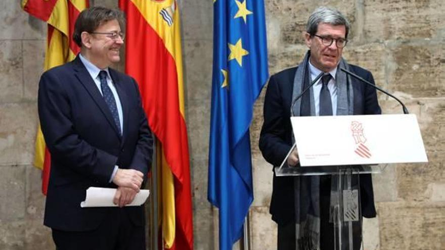 Ximo Puig y Aurelio Martínez, ayer, en el Palau de la Generalitat.