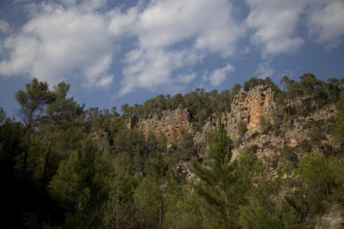 El Caroig - Muela de Cortes: El paradigma del relieve tabular y los desiertos humanos