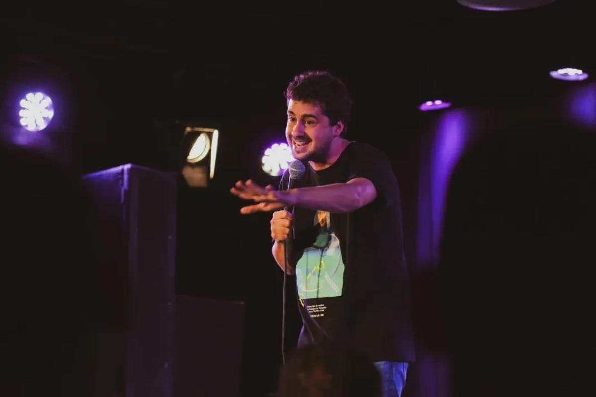 Sergio Bezos llenará la sala butacas del Teatro de las Esquinas este viernes