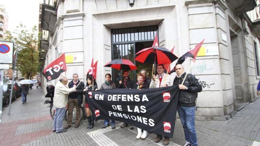 Concentración en defensa de las pensiones públicas, frente al INSS