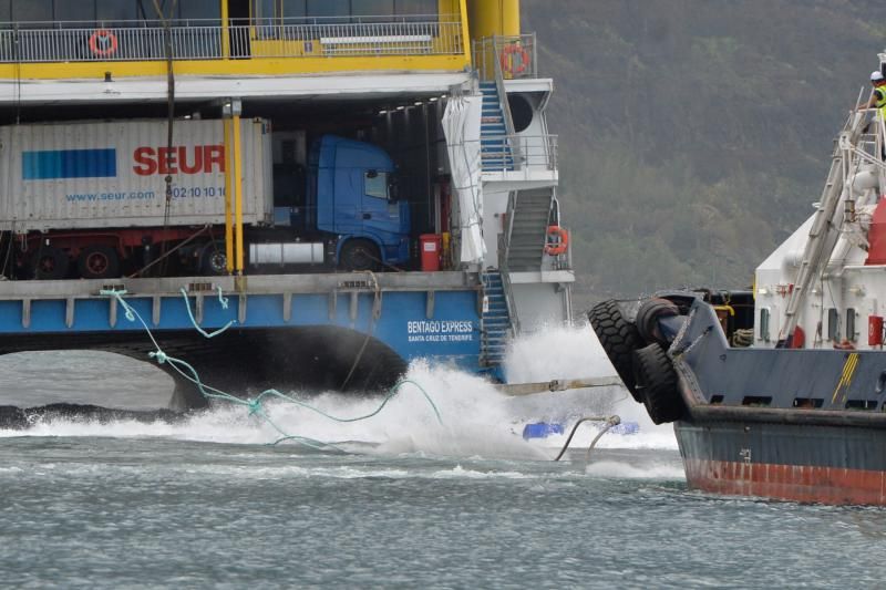 Tercer día de las operaciones de rescate del ferry