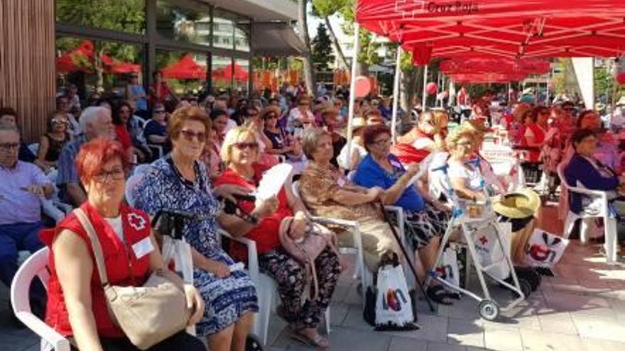 Unas 600 personas en el Día de los Mayores