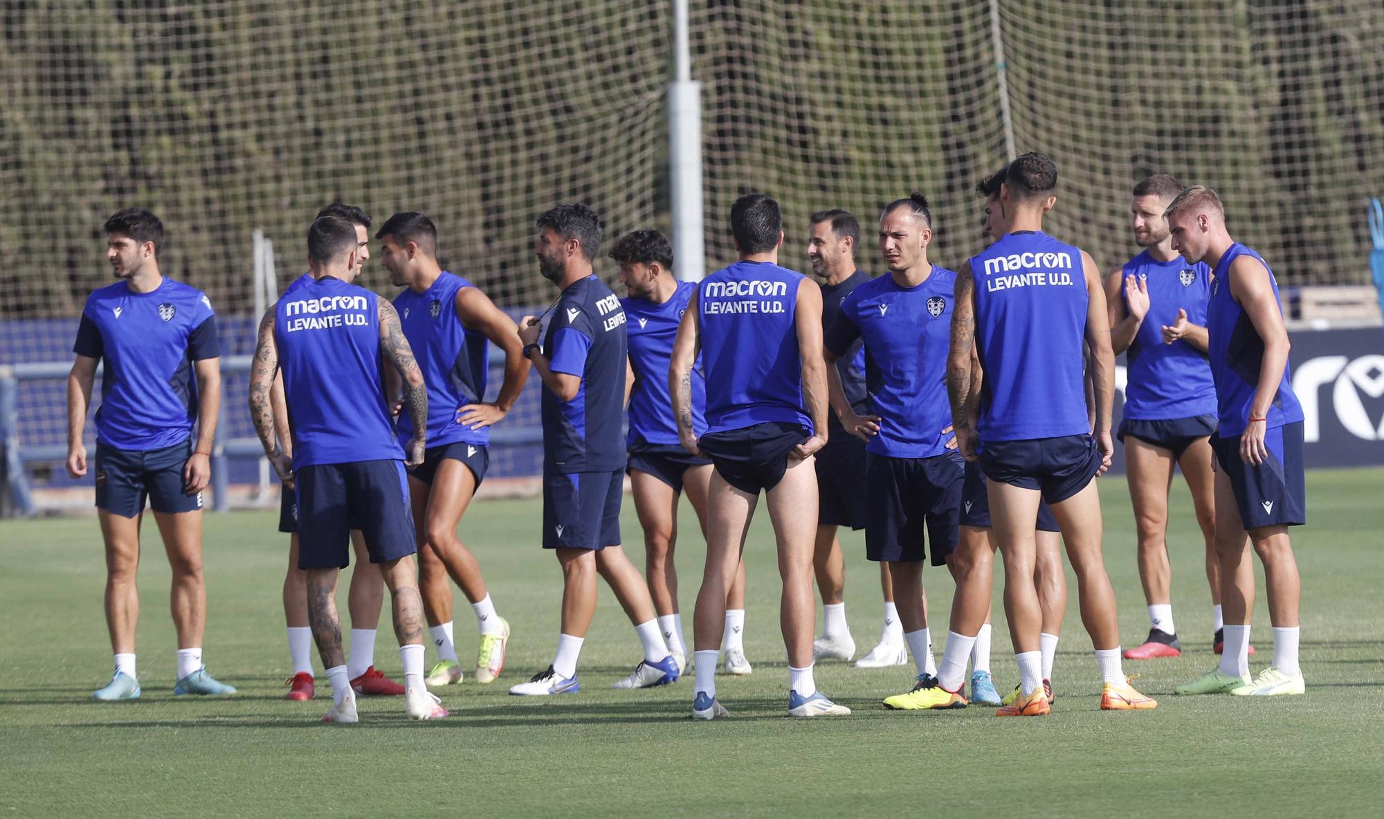 Sesión en Buñol del Levante UD