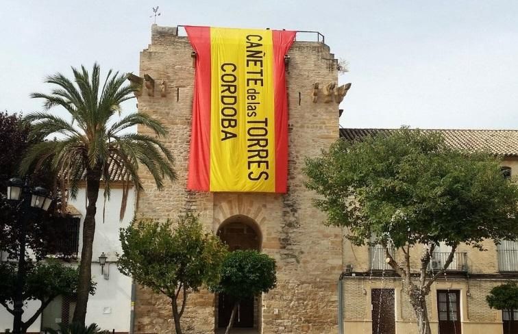 Concentraciones en Córdoba y en varios puntos de la provincia en defensa de España.