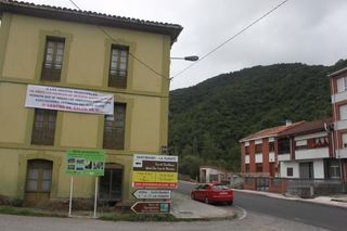 Aller busca terrenos en Collanzo para que se construya el nuevo centro de salud